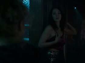 Мариана Новак голая – Озарк s02e01 (2018) #3