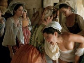 Бландин Бари голая – Фанфан-тюльпан (2003) #2