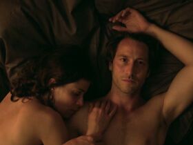 Энн Шефер секси – Доктор с побочными эффектами (2017) #5