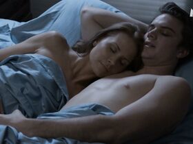 Джози Дэвис секси – Грязная училка (2013) #4