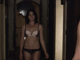 Кейт Френч секси – Родная кровь (2016)