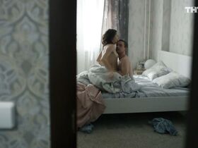 Юлия Хлынина голая – Звоните ДиКаприо! s01e01 (2018) #6