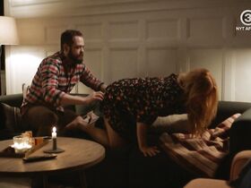 Дитте Ильва Олсен голая – Рука об руку s01e04 (2018) #2