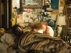 Тесса Томпсон секси – Простите за беспокойство (2018) #2