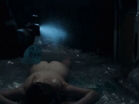 Памела Тола голая – Карппи s01e12 (2018)