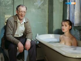 Андреа Людке голая – Как поют старики... (1986) #6