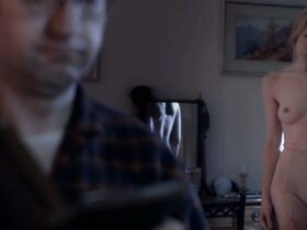 Сьюзи Фрэнсис Гартон голая – Призраки в Ректоре (2015)