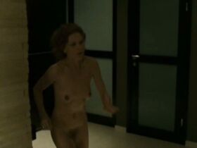 Беата Кавка голая – Светлые голубые окна (2007) #7