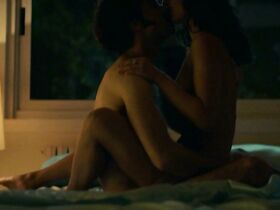 Яна Перес голая – Кокаиновый берег s01 (2018) #4