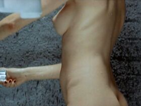 Штефани Штаппенбек голая – Рыцари Розы (1997) #2