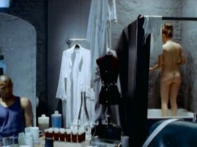 Штефани Штаппенбек голая – Рыцари Розы (1997) #3