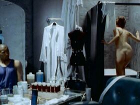 Штефани Штаппенбек голая – Рыцари Розы (1997) #5