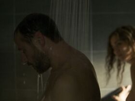 Манон Азем секси – Богомол s01e01 (2017) #2