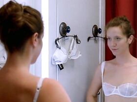 Сара Жиродо голая – Воспоминания необразумившейся девицы (2010) #2