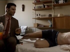 Сара Йорт Дитлевсен голая – Возмутитель спокойствия (2013) #5