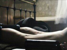 Майя Мюлак голая – Безусловно мёртв (2012) #4