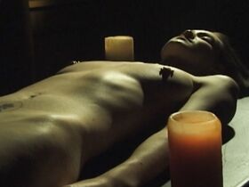 Нетт Детрой голая – Зародыш (2008)