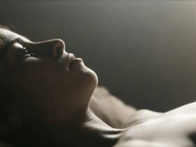 Лупе дель Хунко голая – Чума s01e03 (2018) #1