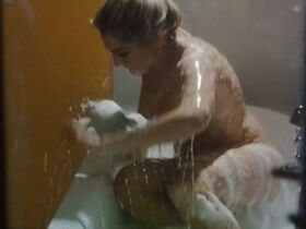 Малгожата Соха голая – После сезона (2005) #1