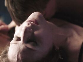 Ксения Раппопорт секси – Дама пик (2016) #4