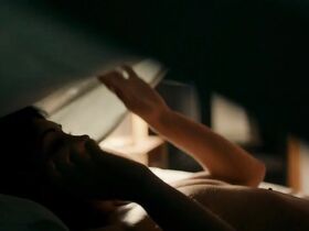 Кейт Эллиотт голая – Дорогой убийца s01e01 (2017) #3