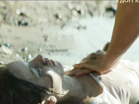 Ирина Старшенбаум голая – Dark Water (2015) #1