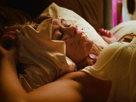 Катрина Боуден секси – Пираньи 3DD (2012) #1