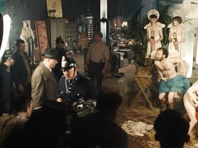 Франциска Холичке голая – Вавилон-Берлин s01 (2017) #6