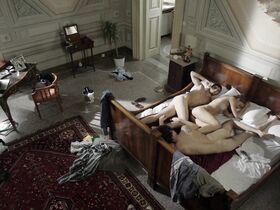 Джулия Андо голая – The Levitants (2016) #3