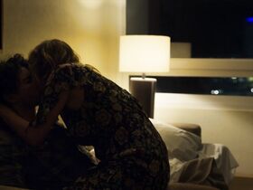 Эмма Суарес секси – Дочери Абриль (2017) #6