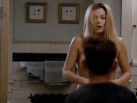 Шарлотта Росс голая – Полиция Нью-Йорка s10e16 (2002) #6