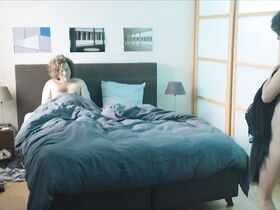 Доркас Коппин голая – La nuit je m'ennuie (2017) #2