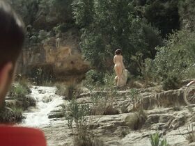 Аннес Элви голая – Электрические сны Филипа К. Дика s01e02 (2017)