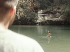 Аннес Элви голая – Электрические сны Филипа К. Дика s01e02 (2017) #4