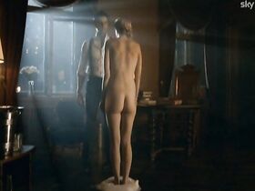 Алина Томникова голая – Нимфы s01e07 (2013) #6