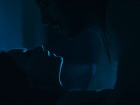 Кася Смутняк голая – Сделано в Италии (2018) #6