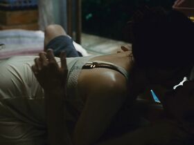 Сакура Андо голая – Магазинные воришки (2018) #2