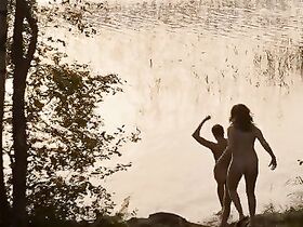 Уна Айрола голая – Земля надежды (2018) #3