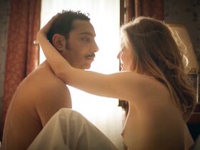 Клеа Иден голая – Чужая кожа (2018) #5