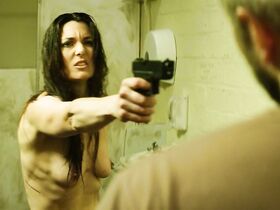 Катарина Уотерс голая – Карантин Z (2018) #4