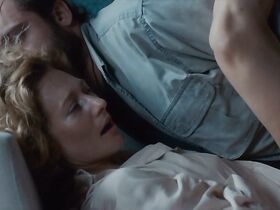 Магдалена Поплавская голая – 53 войны (2018) #5