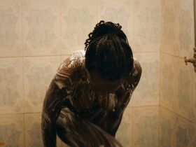 Марем Н’Диайе голая – Амин (2018) #2