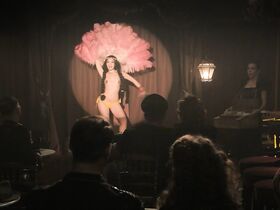 Эмма Дрогунова голая – Мой друг - Зигмунд Фрейд (2018) #12