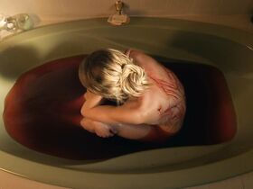 Элисон Уолкер голая – Жаркий поцелуй (2018) #5