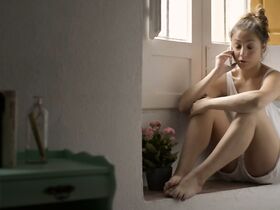 Бланка Парес секси – Последний единорог (2018) #6