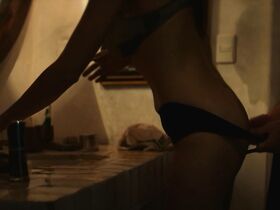 Наталия Лопес голая – Наше время (2018) #2