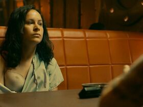 Томми-Эмбер Пири голая – За удачей (2018) #4