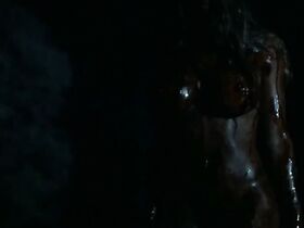 Сторми Майя голая – Ужаслэнд 2 (2018) #3