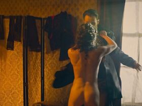 Стефани Беран голая – Большое убийство (2018) #4