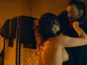 Стефани Беран голая – Большое убийство (2018) #5